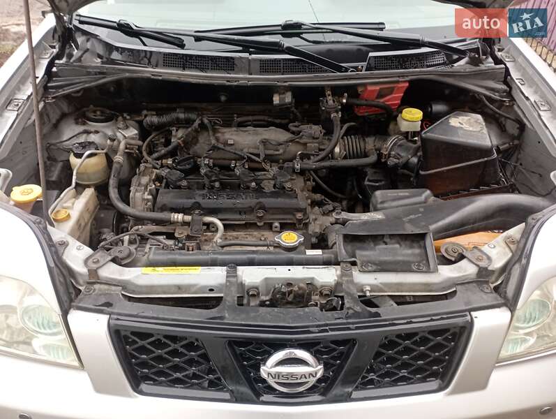 Позашляховик / Кросовер Nissan X-Trail 2004 в Лубнах