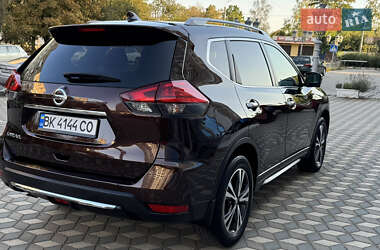 Внедорожник / Кроссовер Nissan X-Trail 2020 в Черноморске
