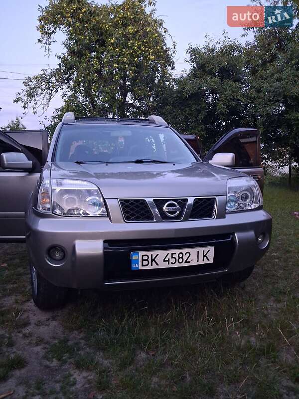 Внедорожник / Кроссовер Nissan X-Trail 2006 в Сарнах фото 5 Внедорожник / Кроссовер Nissan X-Trail 2006 в Сарнах