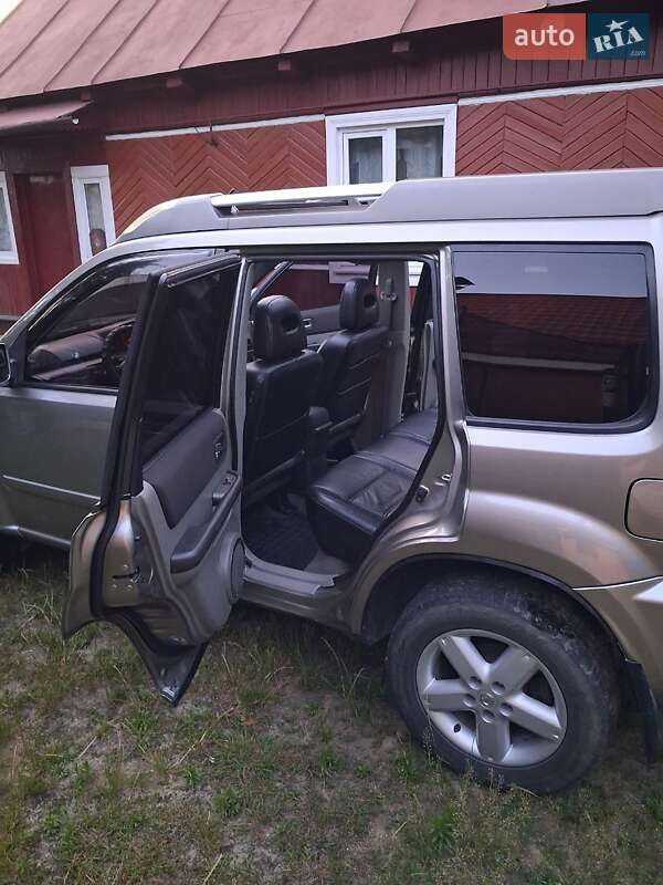 Внедорожник / Кроссовер Nissan X-Trail 2006 в Сарнах фото 13 Внедорожник / Кроссовер Nissan X-Trail 2006 в Сарнах