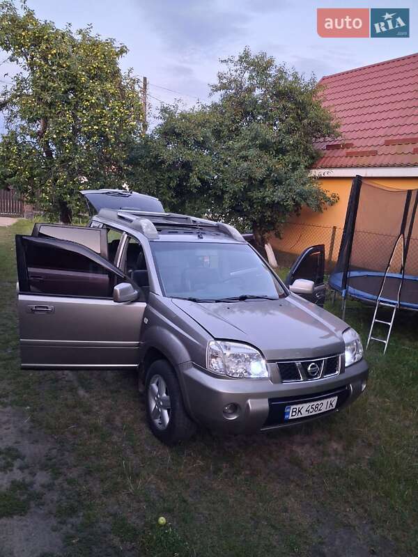 Внедорожник / Кроссовер Nissan X-Trail 2006 в Сарнах фото 40 Внедорожник / Кроссовер Nissan X-Trail 2006 в Сарнах