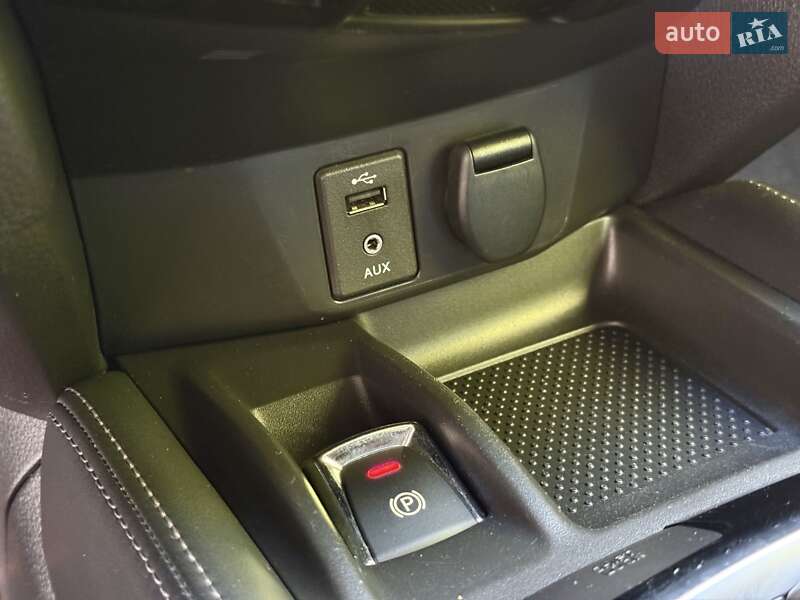 Позашляховик / Кросовер Nissan X-Trail 2017 в Дніпрі