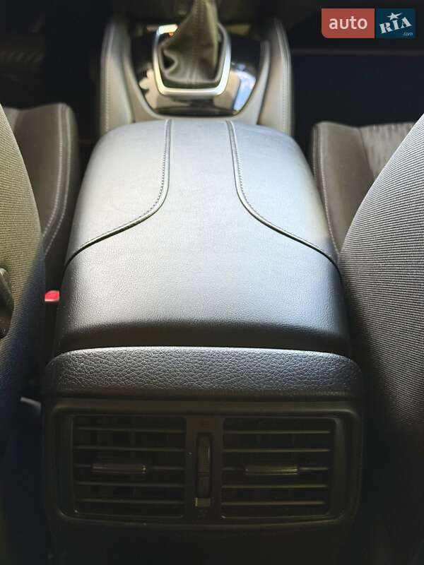 Позашляховик / Кросовер Nissan X-Trail 2017 в Дніпрі