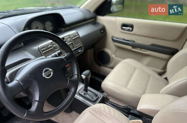Внедорожник / Кроссовер Nissan X-Trail 2002 в 