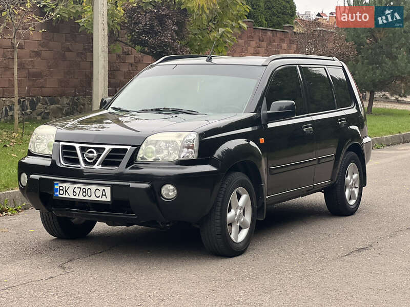 Позашляховик / Кросовер Nissan X-Trail 2002 в Рівному фото 24 Позашляховик / Кросовер Nissan X-Trail 2002 в Рівному