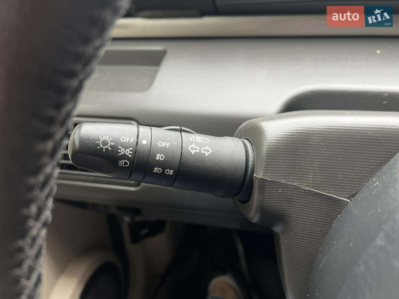 Позашляховик / Кросовер Nissan X-Trail 2002 в Рівному фото 50 Позашляховик / Кросовер Nissan X-Trail 2002 в Рівному