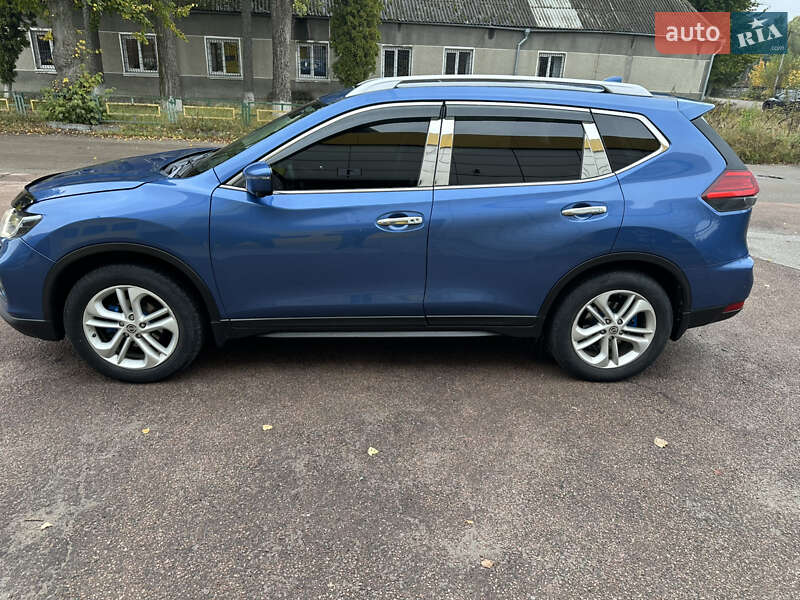 Внедорожник / Кроссовер Nissan X-Trail 2017 в Коростышеве фото 4 Внедорожник / Кроссовер Nissan X-Trail 2017 в Коростышеве