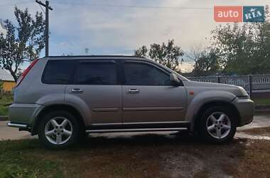 Позашляховик / Кросовер Nissan X-Trail 2003 в Чернігові