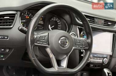 Внедорожник / Кроссовер Nissan X-Trail 2019 в 