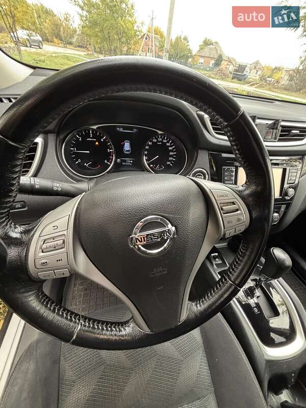 Позашляховик / Кросовер Nissan X-Trail 2015 в Кропивницькому фото 10 Позашляховик / Кросовер Nissan X-Trail 2015 в Кропивницькому