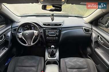 Внедорожник / Кроссовер Nissan X-Trail 2014 в 