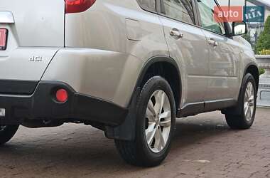 Внедорожник / Кроссовер Nissan X-Trail 2012 в 