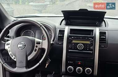 Внедорожник / Кроссовер Nissan X-Trail 2012 в 