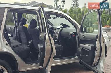 Внедорожник / Кроссовер Nissan X-Trail 2012 в 