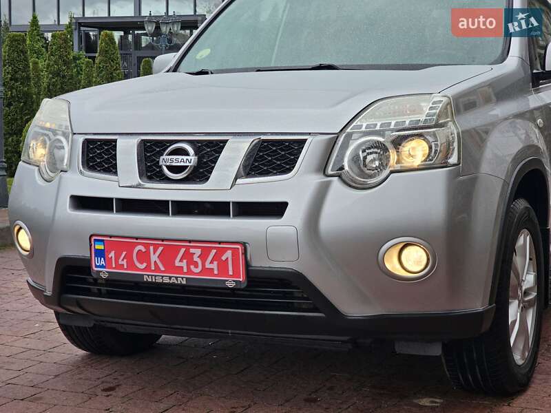 Внедорожник / Кроссовер Nissan X-Trail 2012 в Стрые