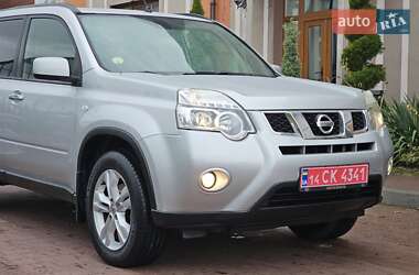 Внедорожник / Кроссовер Nissan X-Trail 2012 в 