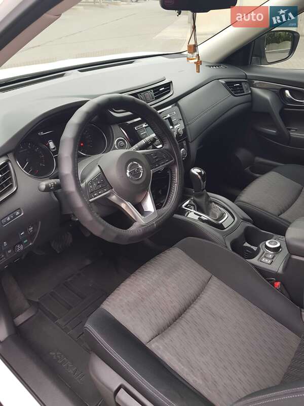 Внедорожник / Кроссовер Nissan X-Trail 2019 в Кропивницком