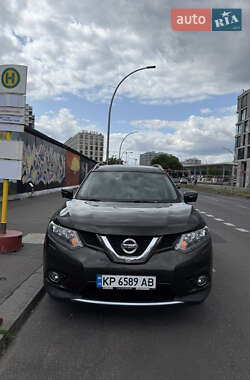 Внедорожник / Кроссовер Nissan X-Trail 2016 в Ровно