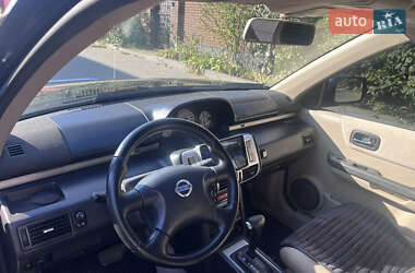 Позашляховик / Кросовер Nissan X-Trail 2003 в 