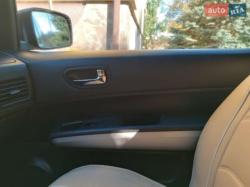 Внедорожник / Кроссовер Nissan X-Trail 2011 в Шептицькому