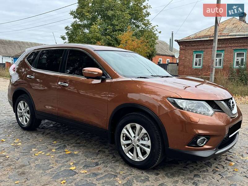 Внедорожник / Кроссовер Nissan X-Trail 2015 в Ахтырке