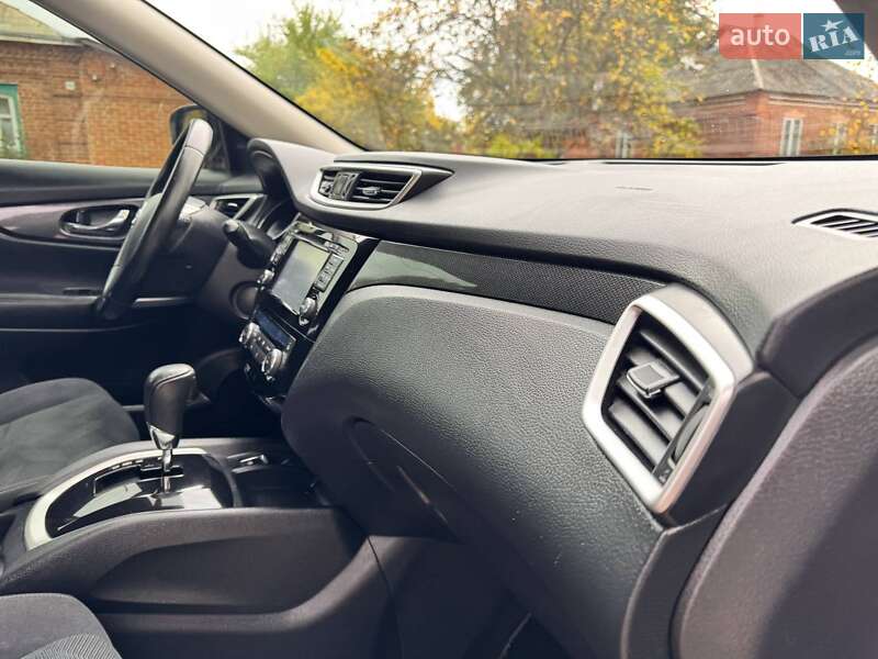 Внедорожник / Кроссовер Nissan X-Trail 2015 в Ахтырке