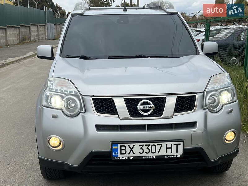 Позашляховик / Кросовер Nissan X-Trail 2014 в Києві