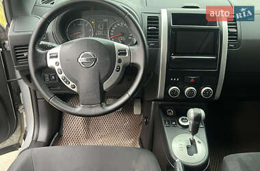 Внедорожник / Кроссовер Nissan X-Trail 2014 в 