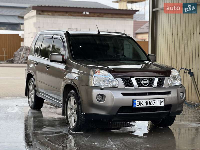 Внедорожник / Кроссовер Nissan X-Trail 2008 в Гоще