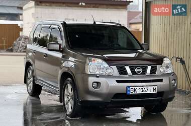 Внедорожник / Кроссовер Nissan X-Trail 2008 в 