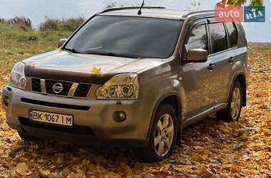 Внедорожник / Кроссовер Nissan X-Trail 2008 в Гоще