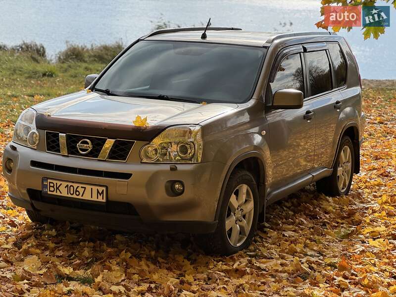 Внедорожник / Кроссовер Nissan X-Trail 2008 в Гоще