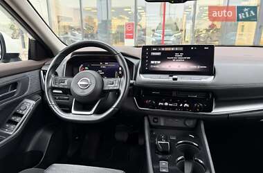Внедорожник / Кроссовер Nissan X-Trail 2023 в 