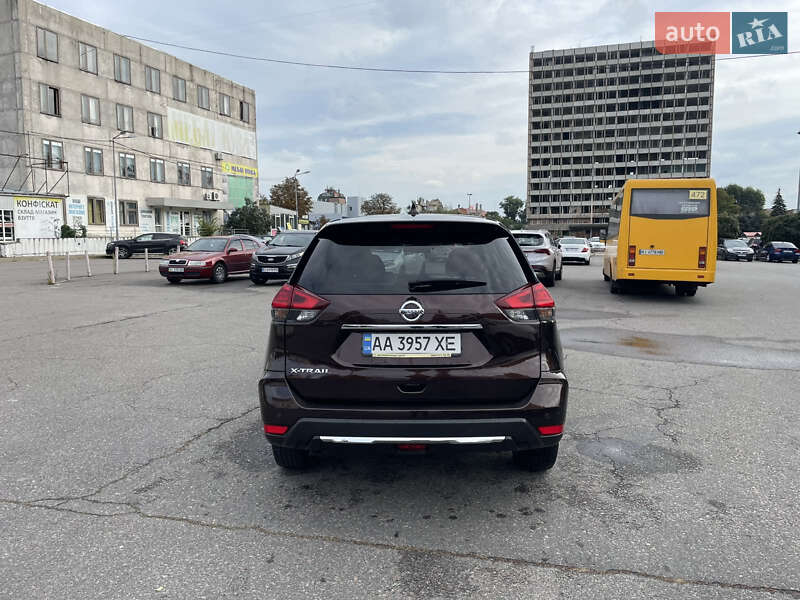 Внедорожник / Кроссовер Nissan X-Trail 2018 в Киеве