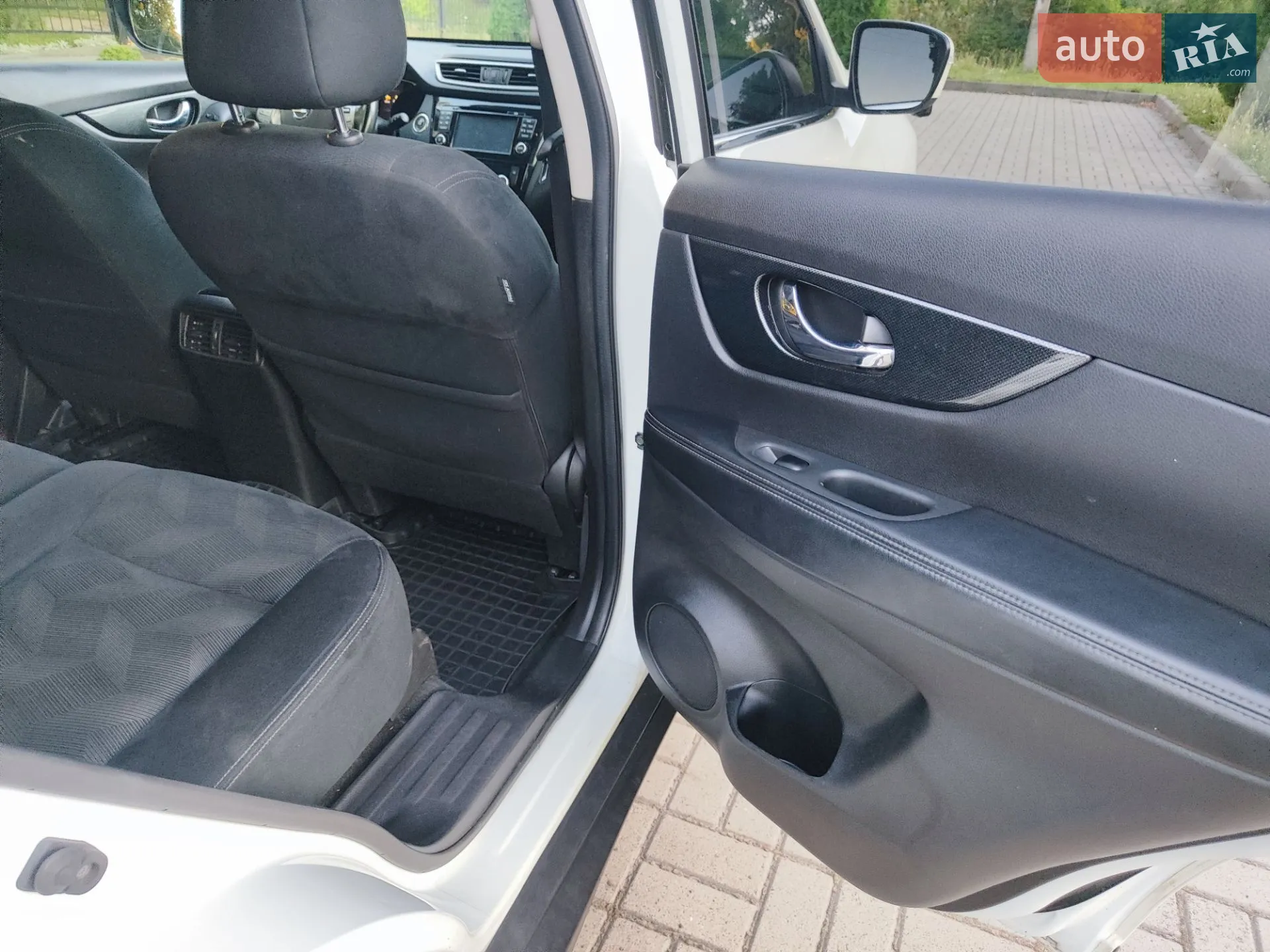 2015 Nissan X-Trail - мініатюра 2
