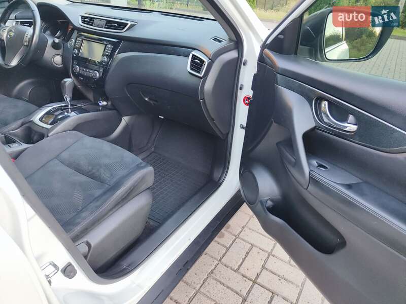 Внедорожник / Кроссовер Nissan X-Trail 2015 в Киеве фото 4 Внедорожник / Кроссовер Nissan X-Trail 2015 в Киеве