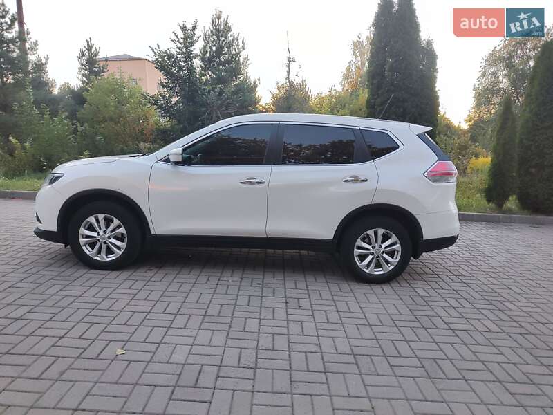 Внедорожник / Кроссовер Nissan X-Trail 2015 в Киеве фото 8 Внедорожник / Кроссовер Nissan X-Trail 2015 в Киеве
