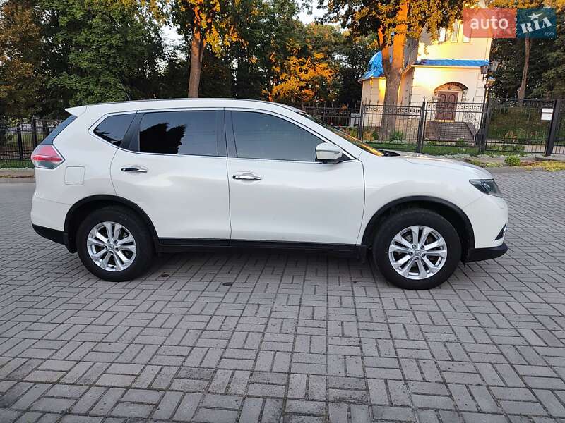 Внедорожник / Кроссовер Nissan X-Trail 2015 в Киеве фото 11 Внедорожник / Кроссовер Nissan X-Trail 2015 в Киеве