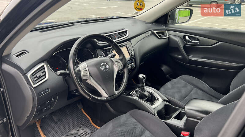 Позашляховик / Кросовер Nissan X-Trail 2016 в Умані фото 23 Позашляховик / Кросовер Nissan X-Trail 2016 в Умані