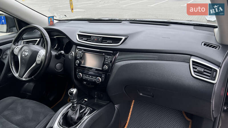 Позашляховик / Кросовер Nissan X-Trail 2016 в Умані фото 40 Позашляховик / Кросовер Nissan X-Trail 2016 в Умані