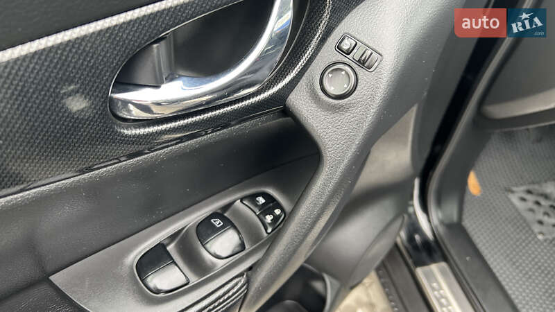 Позашляховик / Кросовер Nissan X-Trail 2016 в Умані фото 48 Позашляховик / Кросовер Nissan X-Trail 2016 в Умані