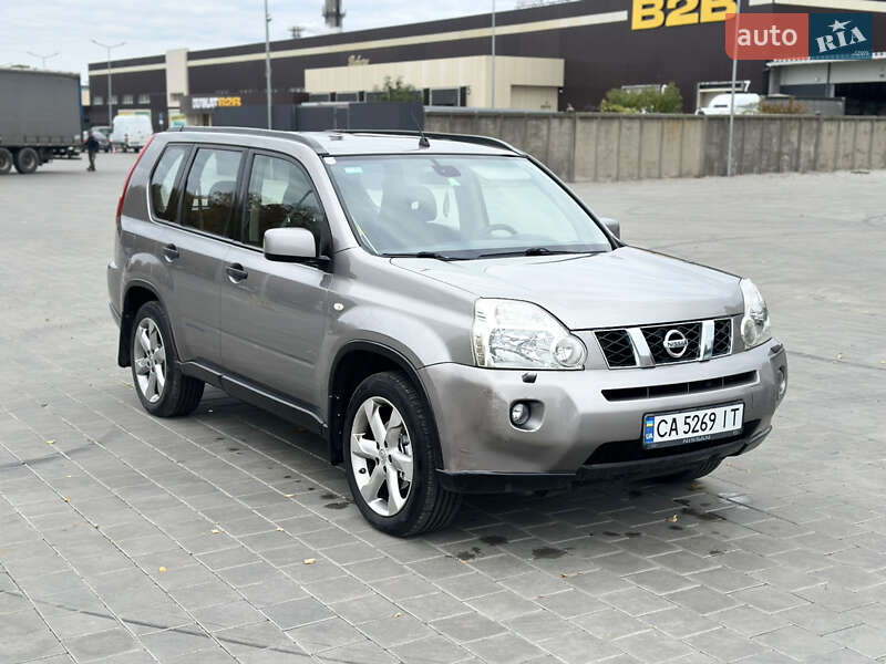 Внедорожник / Кроссовер Nissan X-Trail 2007 в Черкассах