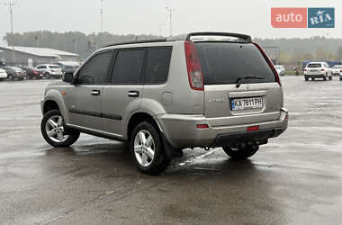 Позашляховик / Кросовер Nissan X-Trail 2003 в 