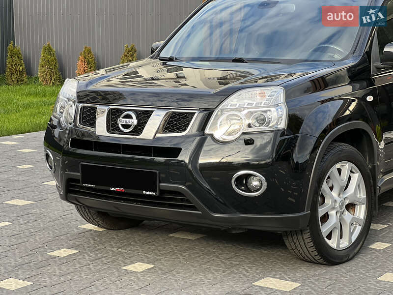 Позашляховик / Кросовер Nissan X-Trail 2012 в Ужгороді