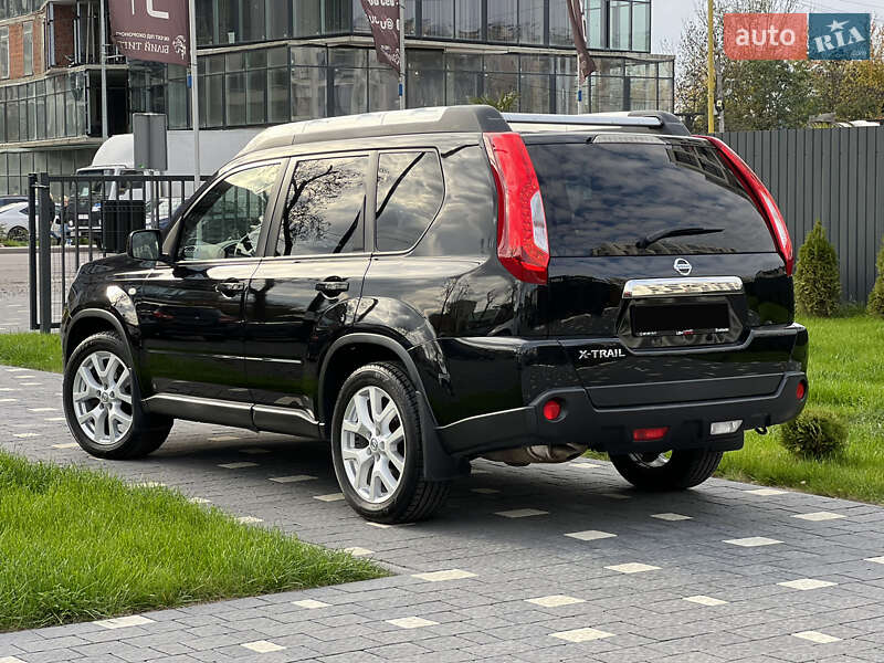 Позашляховик / Кросовер Nissan X-Trail 2012 в Ужгороді