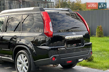 Внедорожник / Кроссовер Nissan X-Trail 2012 в 