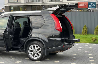Внедорожник / Кроссовер Nissan X-Trail 2012 в 
