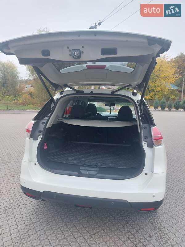 Позашляховик / Кросовер Nissan X-Trail 2014 в Полтаві