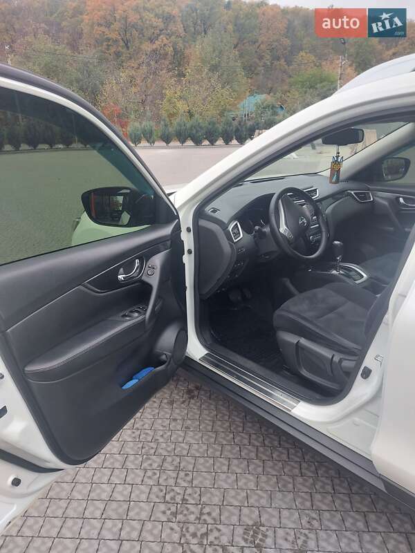 Позашляховик / Кросовер Nissan X-Trail 2014 в Полтаві