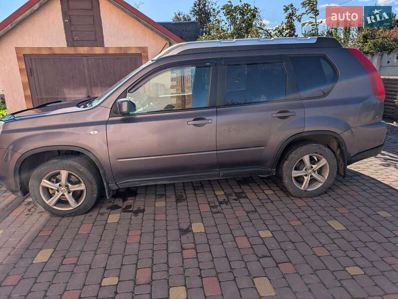 Внедорожник / Кроссовер Nissan X-Trail 2011 в Львове фото 5 Внедорожник / Кроссовер Nissan X-Trail 2011 в Львове